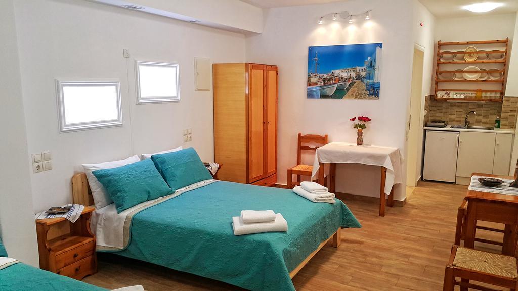 Augusta Studios & Apartments Naousa  Phòng bức ảnh